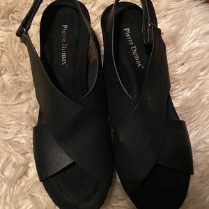 Pierre Dumas- NEVER WORN, black strapped wedge